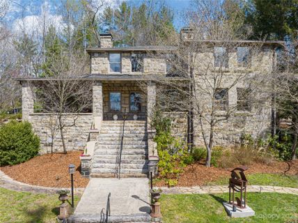 27 Edgewood Road