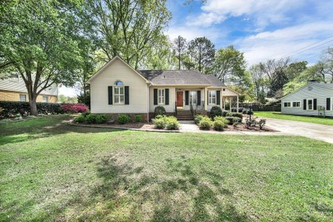 1305 Hawthorne Road