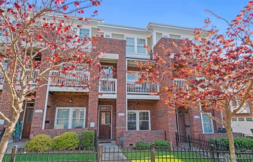 1116 Wesley Park Lane