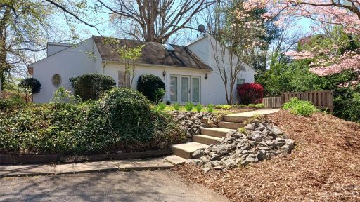 1932 Emerson Court sold home in Briarwood Heights, Connelly Springs, NC