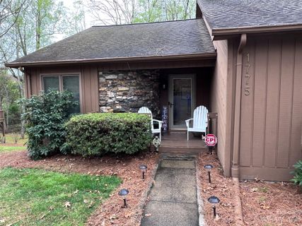1775 12th Street sold home in Huntington Woods, Hickory, NC