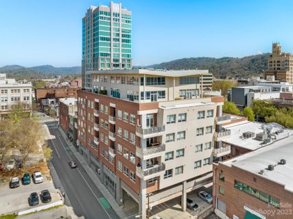 12 S Lexington Avenue 602 sold home in 12 S. Lexington Condominiums, Asheville, NC