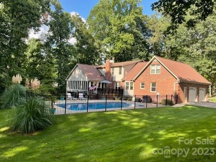 230 Mallard Way