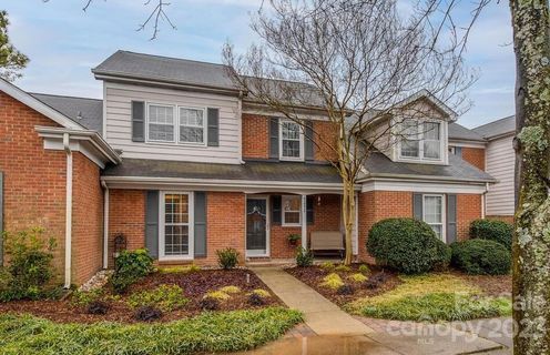 9252 Vicksburg Park Court