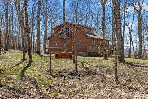 34 Wolfs Head Court
