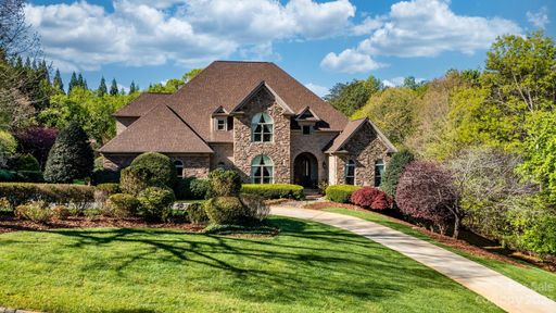 235 21st Avenue Drive sold home in Shuford, Hickory, NC
