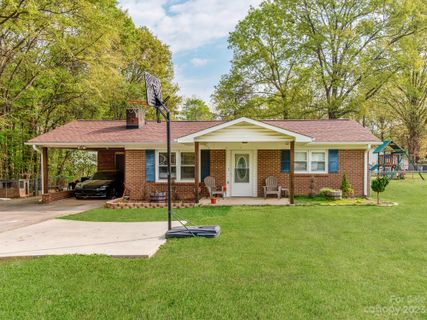 1305 Longbranch Road sold home in Long Branch Estates, Grover, NC