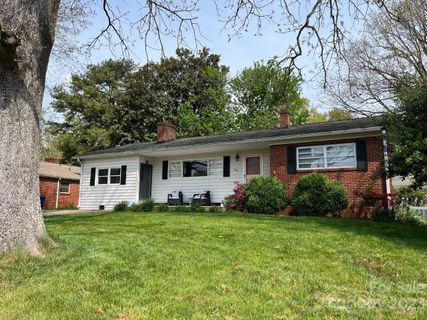 Previously sold for $286,000