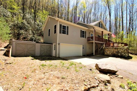 60 Priscilla Lane sold home in Pisgah Shadows, Hendersonville, NC