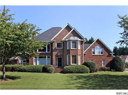 125 Clearwater Lane