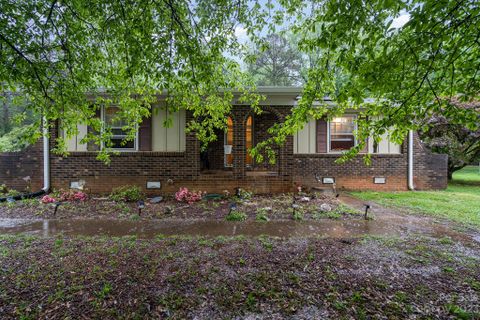 1822 Crandon Drive sold home in Crandon Park, Charlotte, NC