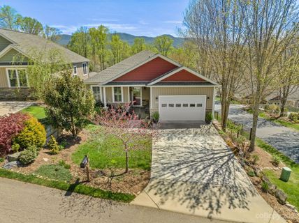 15 Village Overlook Loop sold home in Bee Tree Village Cliffside, Swannanoa, NC