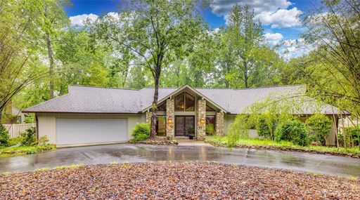 16 Sunrise Point Road