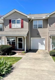 363 Wiltshire Circle