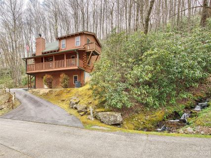 499 Jonathan Trail