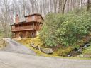 499 Jonathan Trail sold home in Maggie Valley, SC