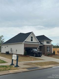 443 Hickory View Drive