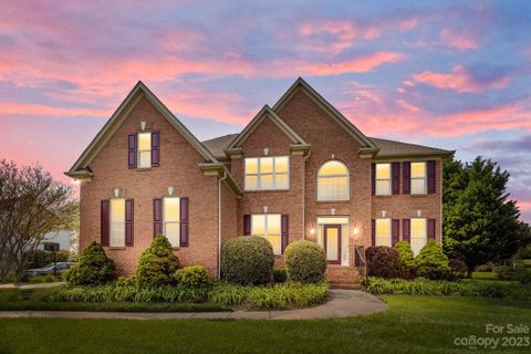 8114 Glamorgan Lane
