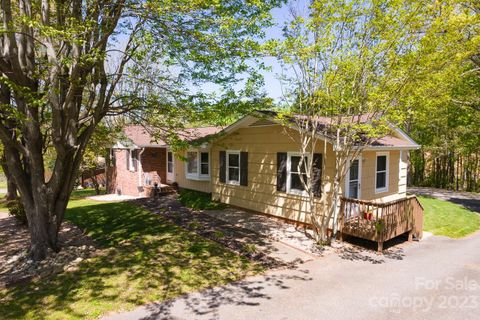 1341 36th Avenue Drive sold home in Sandy Ridge Acres, Hickory, NC