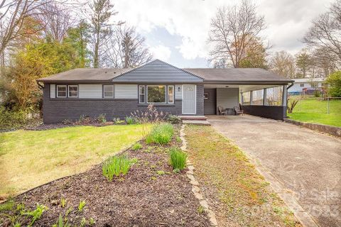 66 Fair Oaks Road sold home in Royal Oaks, Arden, NC