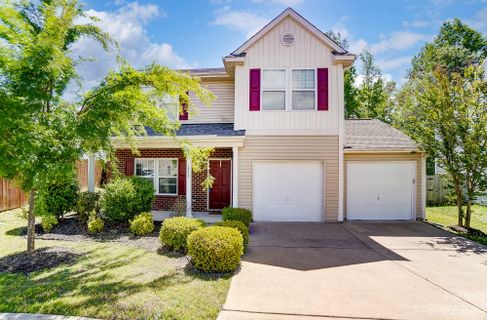 1551 Peabody Court sold home in Villages at Fifth Avenue, Gastonia, NC