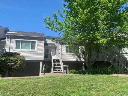 1050 21st Avenue 64 sold home in Quail Run, Hickory, NC