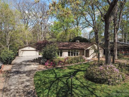 5319 Robinhood Road
