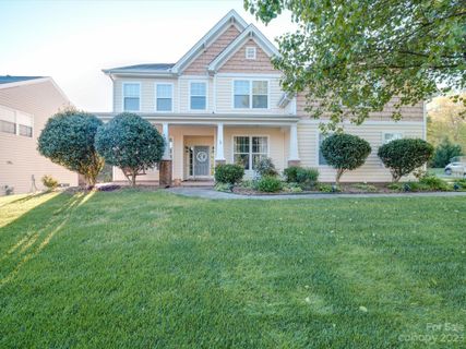 7902 Woodmere Drive
