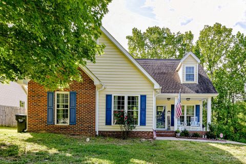 4900 Windsong Way sold home in Windward Oaks, Wingate, NC