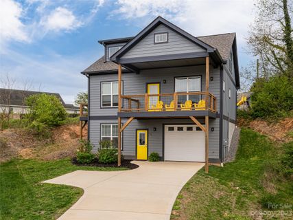 35 Alice Clement Lane sold home in Alice Place, Asheville, NC