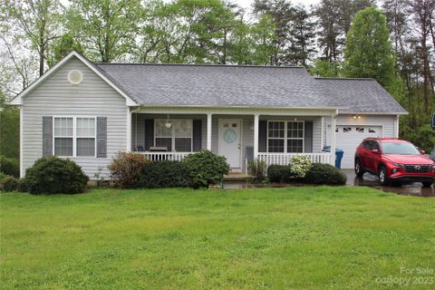 2095 Samanthas Wells Lane sold home in Glencroft, Newton, NC