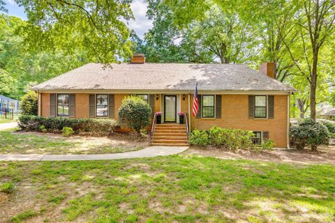 5300 Lansing Drive