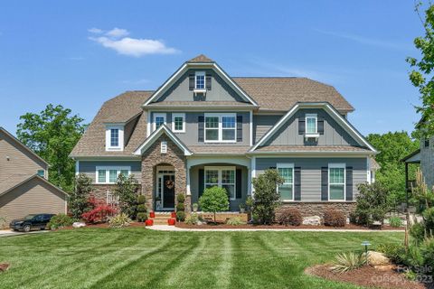 1005 Greenwich Park Drive