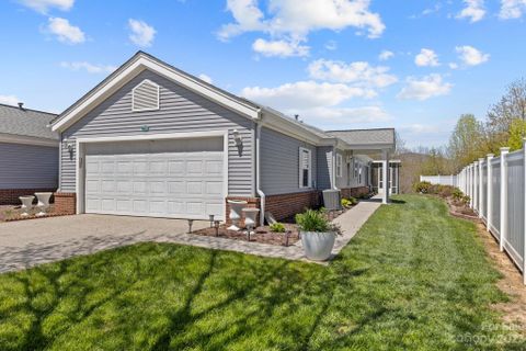 27b Heather Way sold home in Brigadoon, Candler, NC
