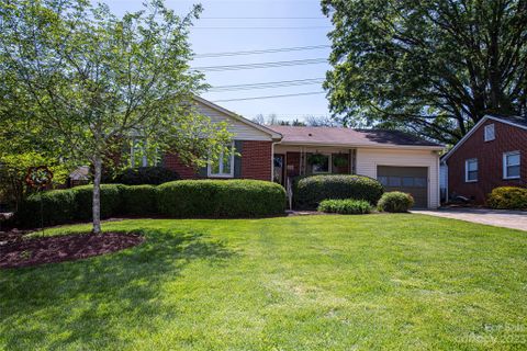 820 Stanfield Drive