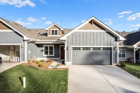 55 Cozy Cottage Way 25