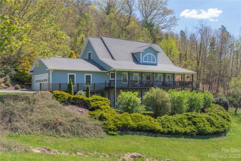 81 Kinross Lane
