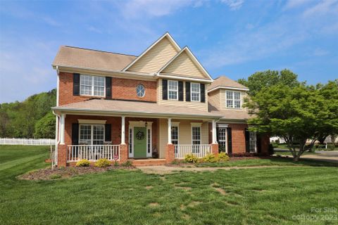 602 Dusty Lane