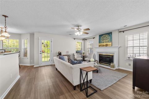 434 Carlisle Drive