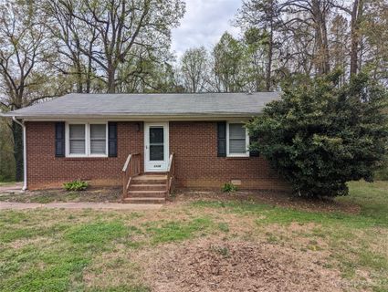 3525 Hickory Place sold home in Spencer Forest, Salisbury, NC
