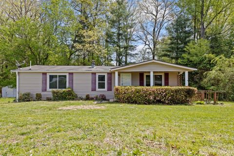 126 Leslie Way sold home in Dara Acres, Hendersonville, NC