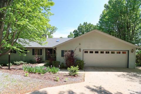 227 Blue Bird Road