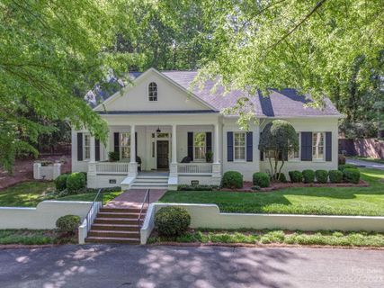 Previously sold for $955,000