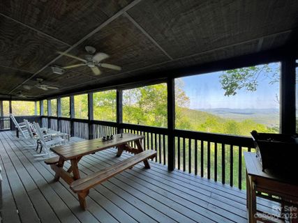 2568 Pinnacle Parkway