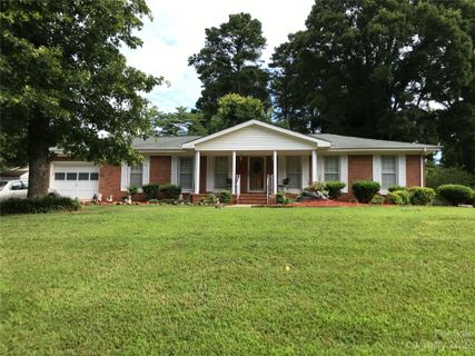 7024 Pawtuckett Road