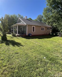 800 E 36th Street