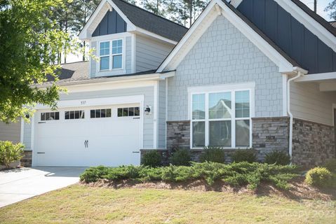 537 Cellini Place