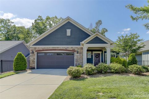1703 Traditions Court