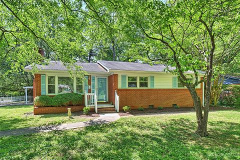 1030 Dudley Drive