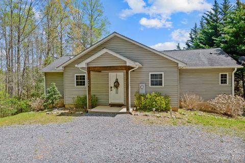 639 Rosalie Lane sold home in The Rosalie, Waynesville, NC